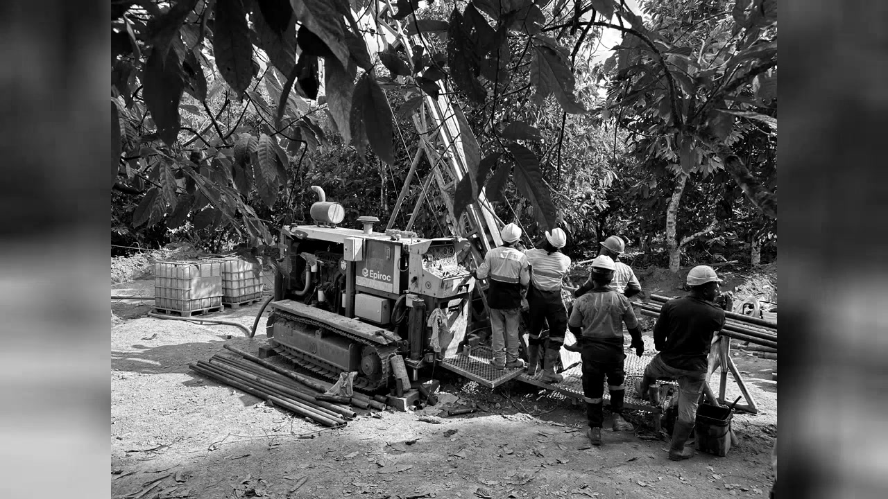 Exploration drill crew working at Anumso
